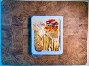 Сырный продукт ФЕРМЕРСКИЙ паутинка белая: Сыр Чечил АССОРТИ 150гр