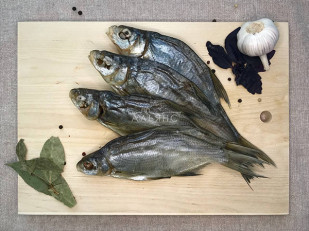 Другие закуски: Густера вяленая